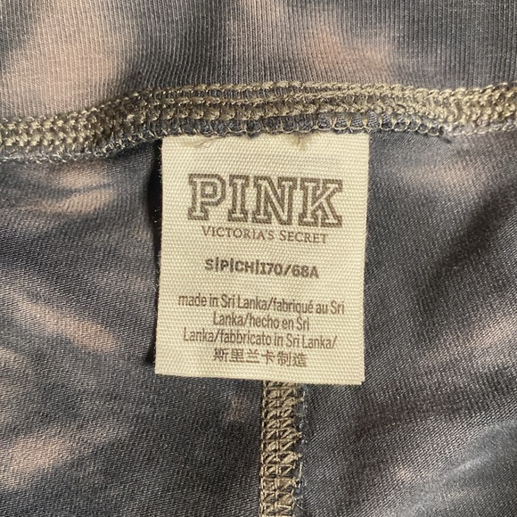 Victoria’s Secret PINK Tie-Dye Flares - Picture 5 of 6